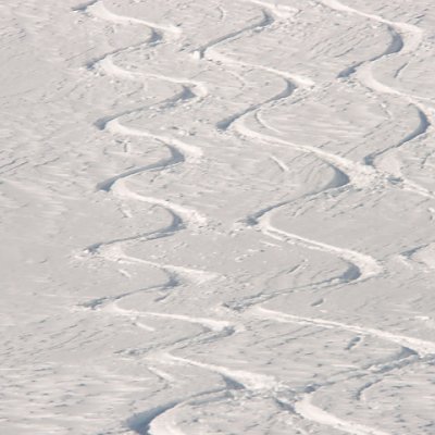 Skitouren Spuren in den südtiroler Alpen